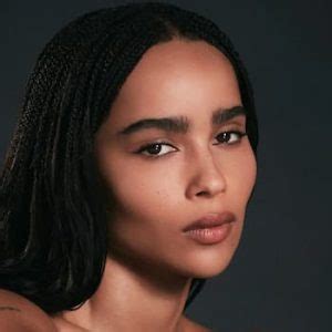 Zoë Kravitz Model, Bio, Wiki, Age, Mom, Husband,。